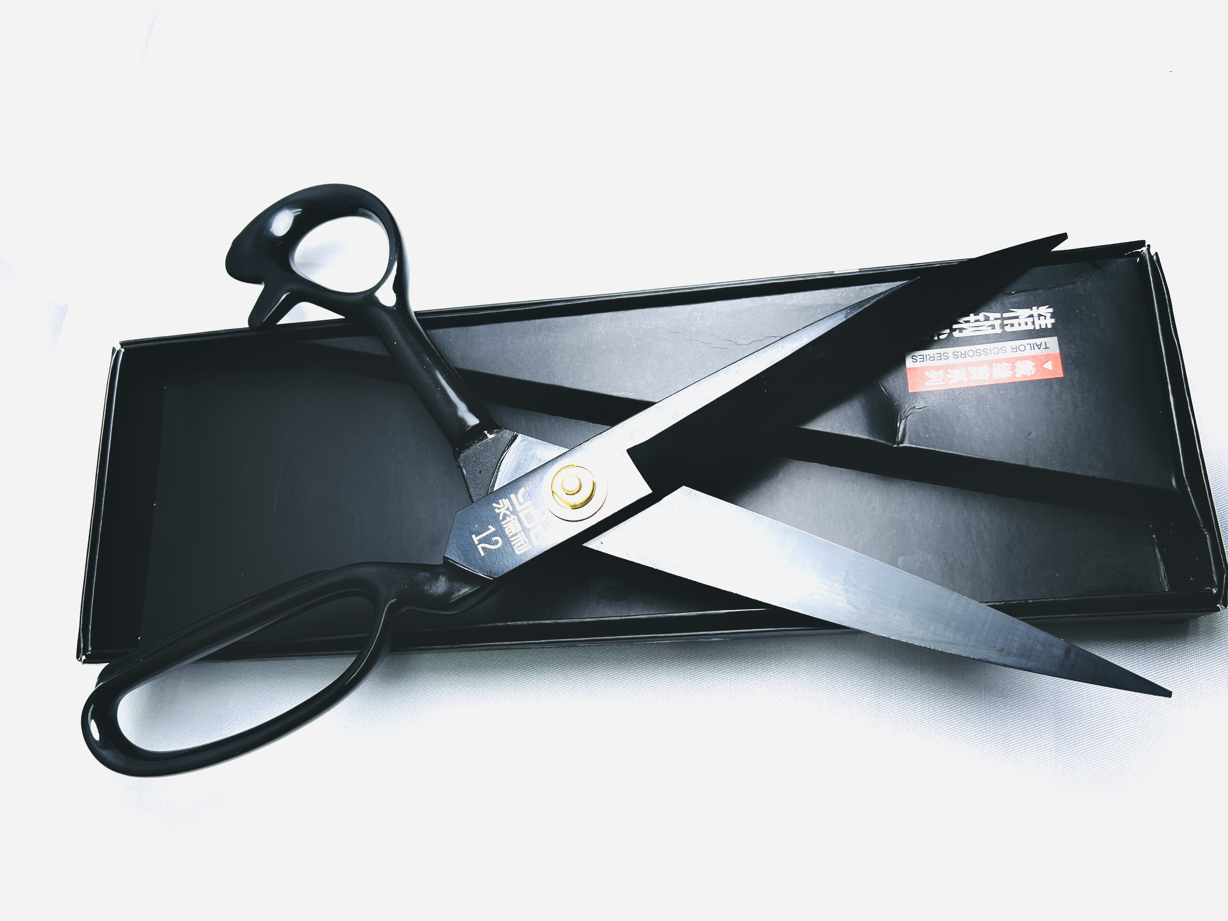 مقص صيني رقم 12 حجم كبير | صورة المنتج